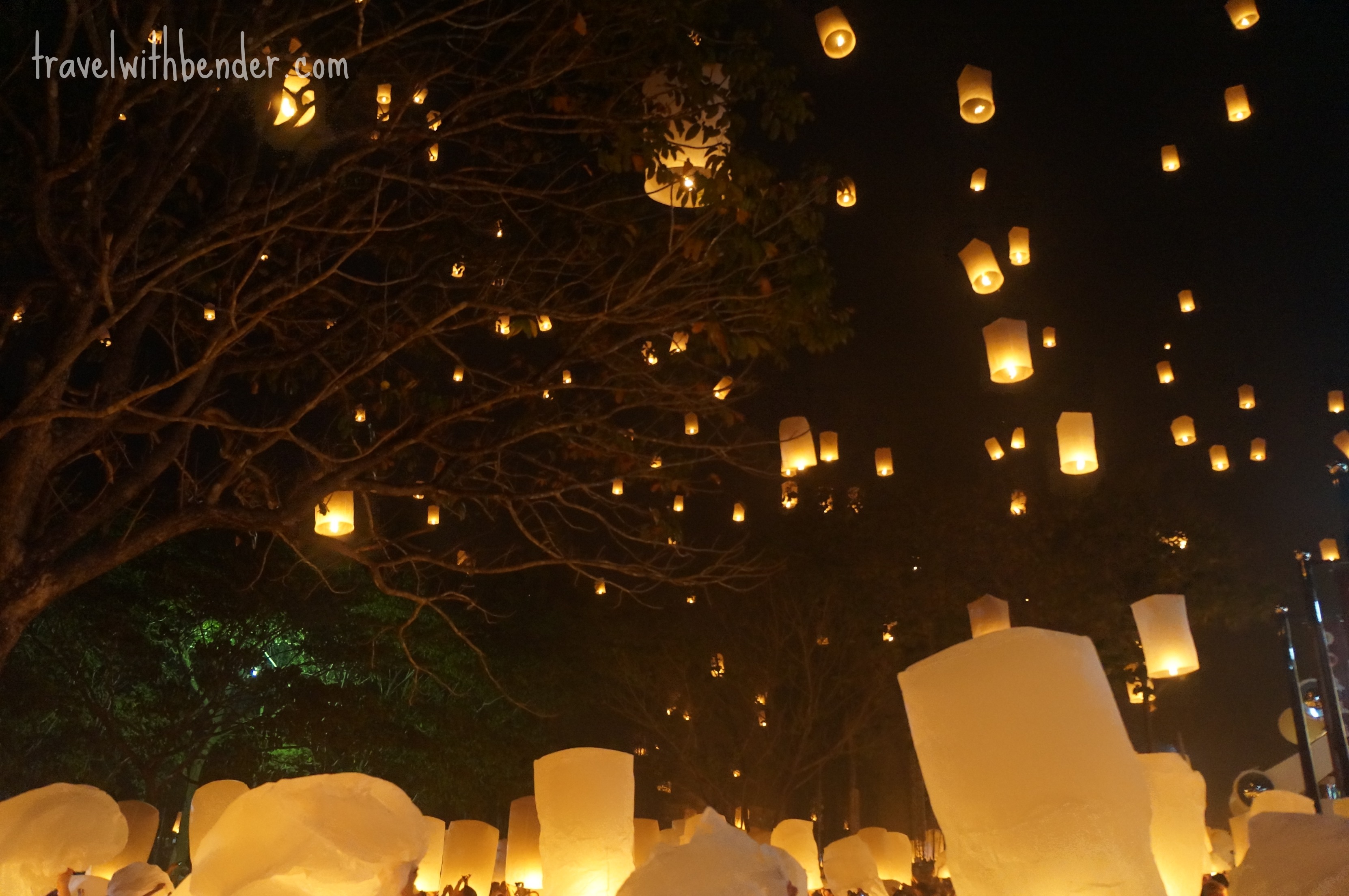 The Magic of Yi Peng Floating Lantern Festival in Chiang Mai