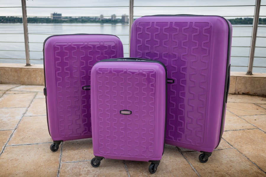 american tourister pink hard case