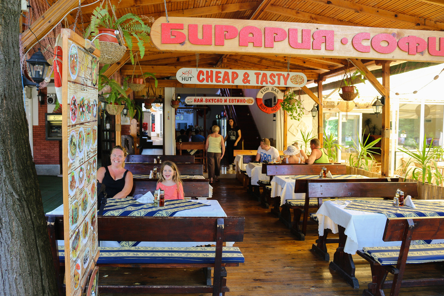 sunny_beach_restaurants_sofi_hut_IMG_9467-2.jpg