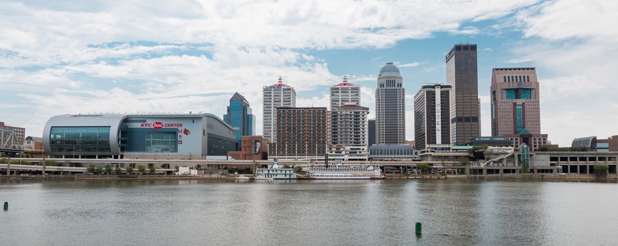 Louisville Skyline And River Reflection iPhone 13 Case by