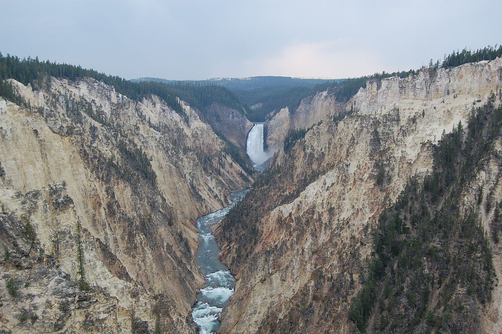1024px-Grand_Canyon_of_the_Yellowstone_from_Artist_Point.JPG