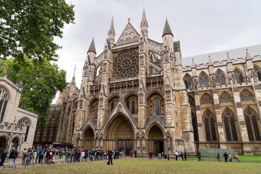 best walking tours london uk