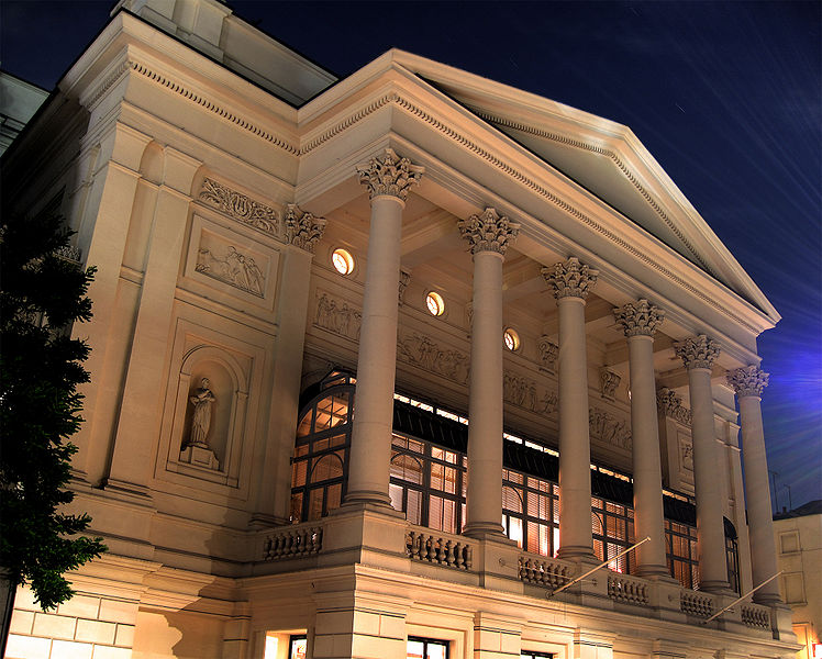 748px-Royal_Opera_House_at_night.jpg