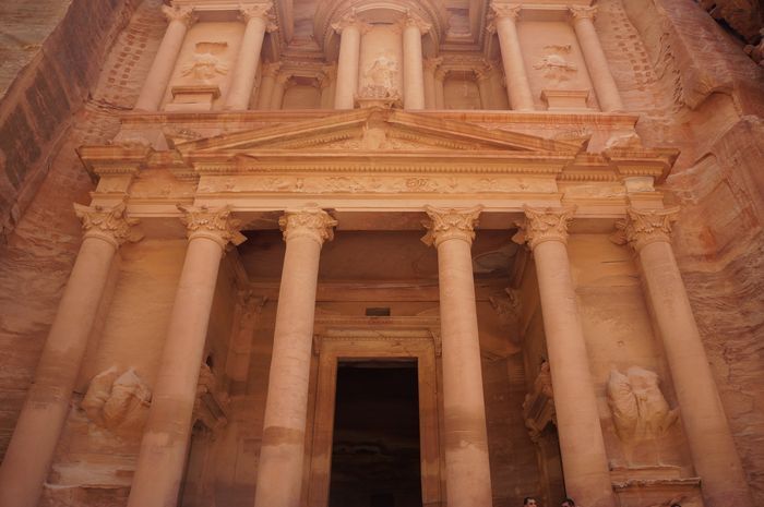 The Lost City of Petra: Sublime Sandstone Sanctuary