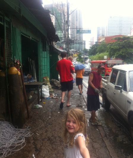Fun Things To Do In Manila: Holding An Orang Utan's Hand