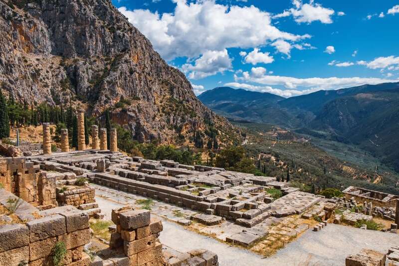 From the Acropolis to Meteora: Why Americans Fall in Love With Classical Greece