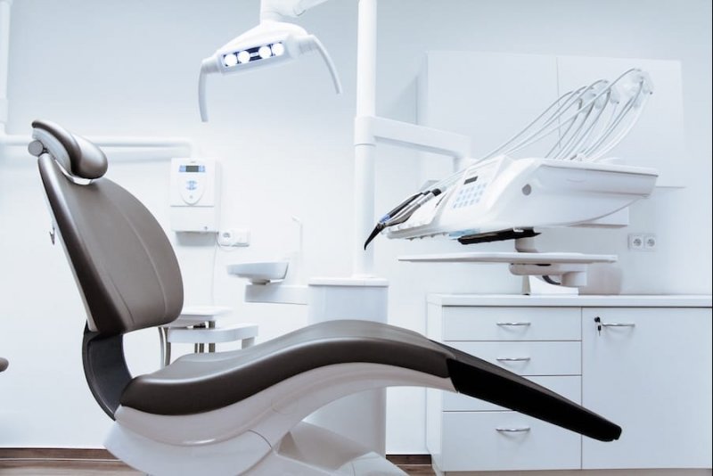 What Dental Clinic to Choose in India For Medical Tourism - The Importance of Holistic Dentistry