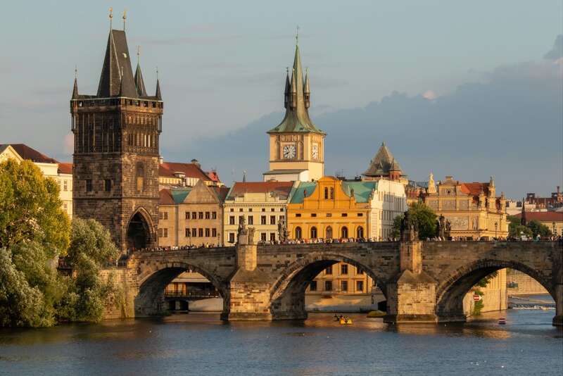 Scenic Day Trips from Vienna to Prague: A Complete Travel Guide