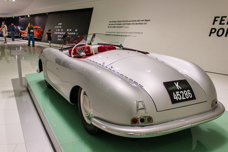Visiting Stuttgart, Germany: Accommodation, Transport, Food & Attractions