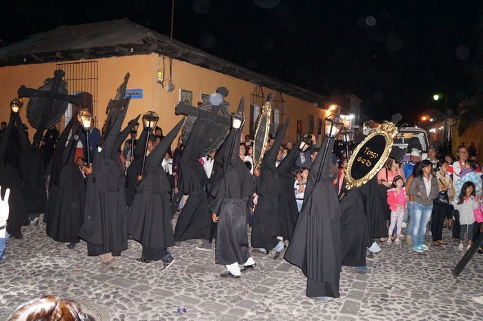 Travel Induction - Pickpocketed in Antigua, Guatemala