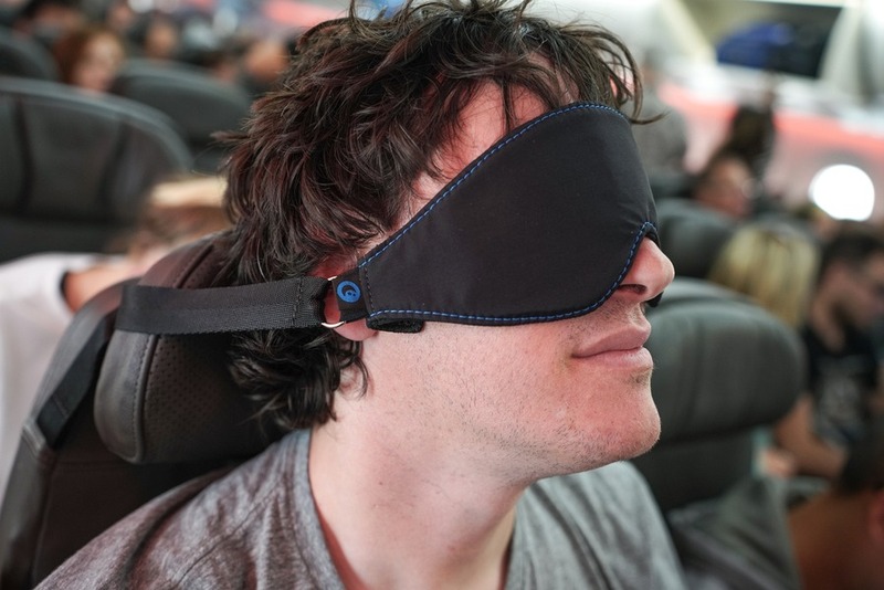 SeatDreamzzz Review: Nodding Off On A Plane… Without The Annoying Head-Nod